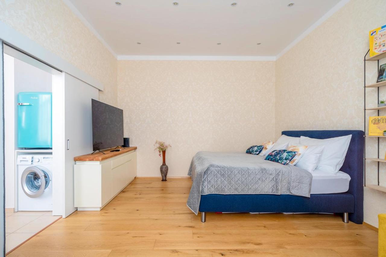 קרלובי וארי Apartment Amelie מראה חיצוני תמונה