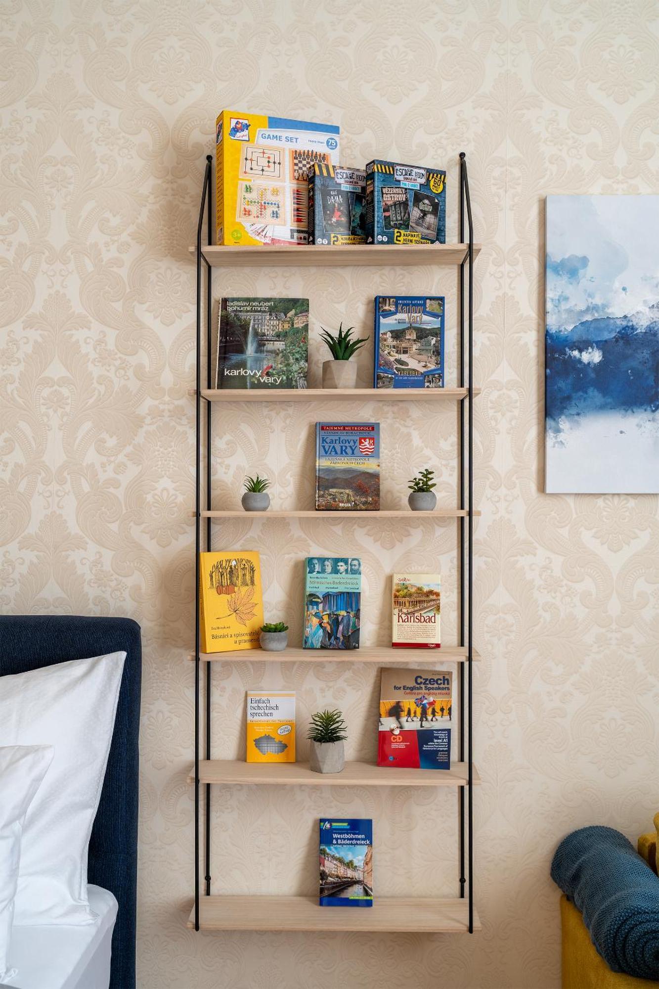 קרלובי וארי Apartment Amelie מראה חיצוני תמונה