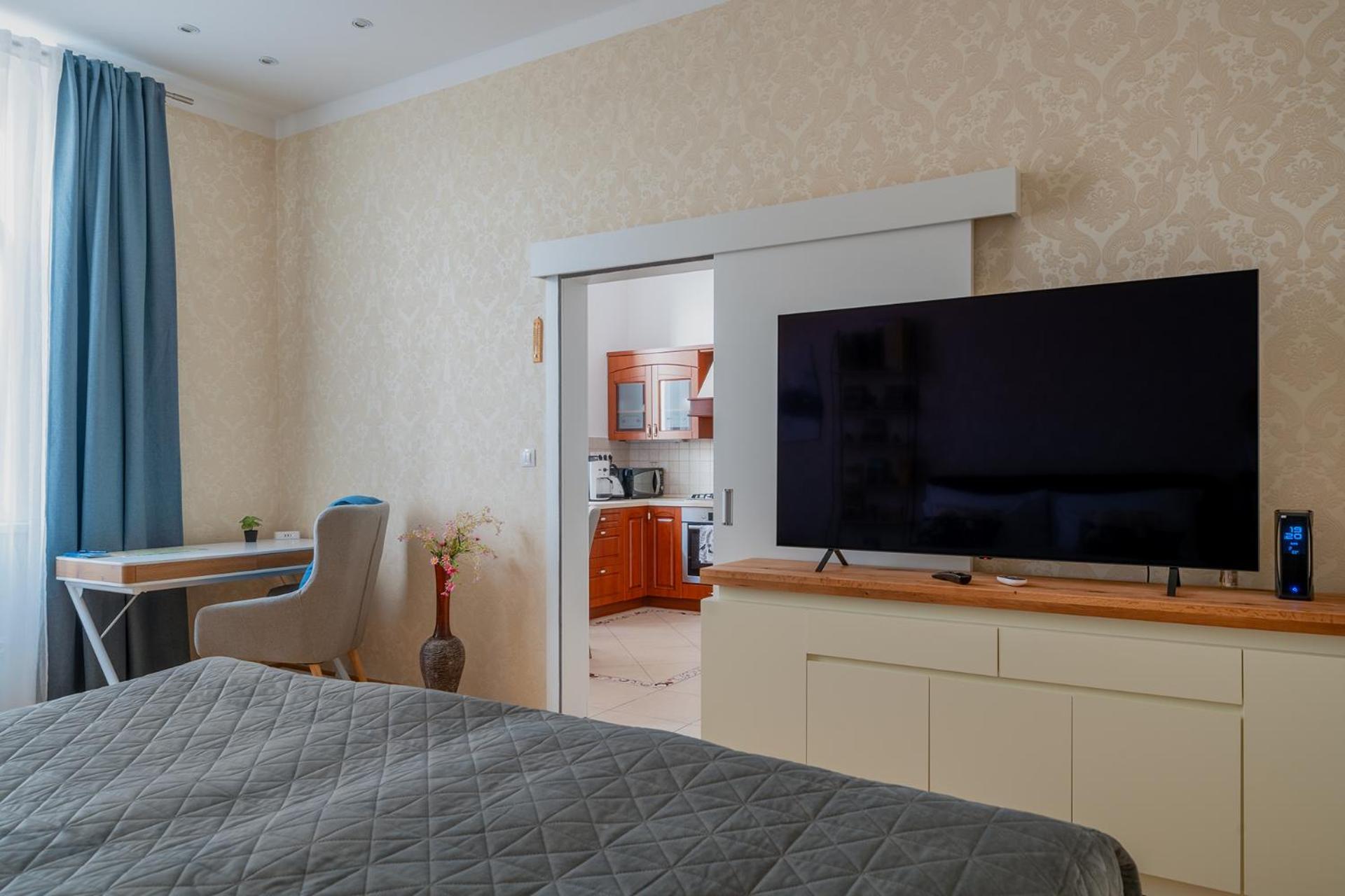 קרלובי וארי Apartment Amelie מראה חיצוני תמונה